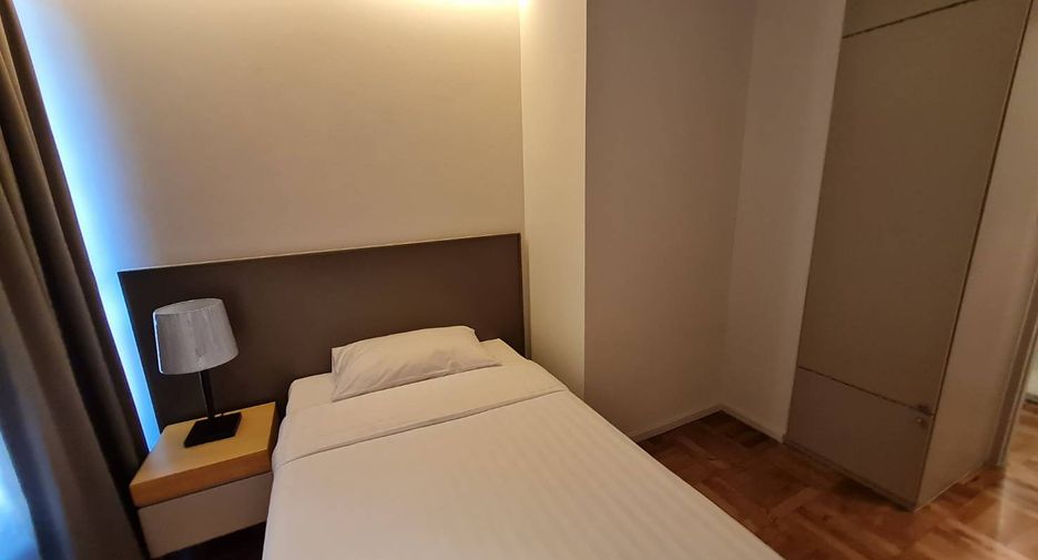 Wohnung zur Miete mit 2 Zimmer in Yan Nawa, Bangkok