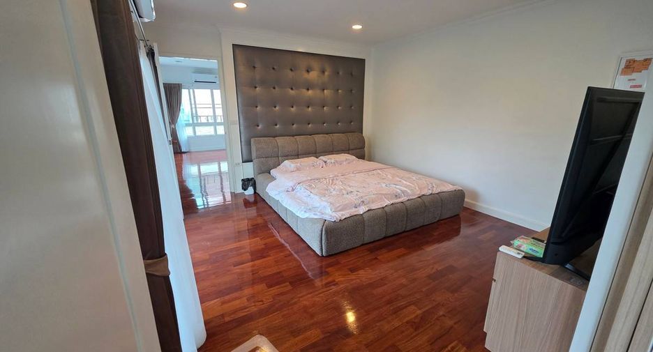 Casa en alquiler de 4 habitaciones en Saphan Sung, Bangkok