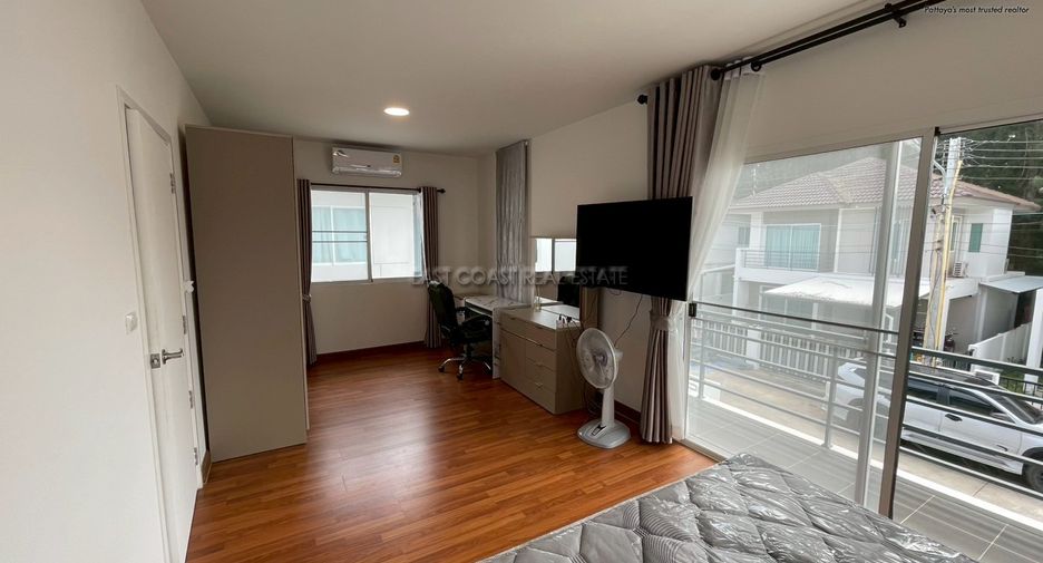 For rent 3 bedrooms house in East Pattaya, Pattaya