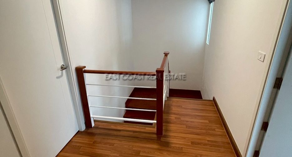 For rent 3 bedrooms house in East Pattaya, Pattaya