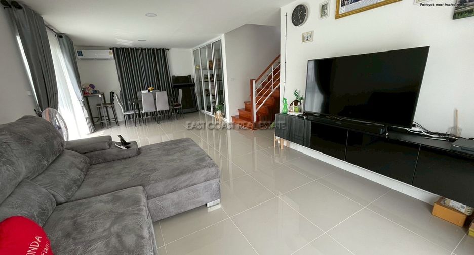 For rent 3 bedrooms house in East Pattaya, Pattaya