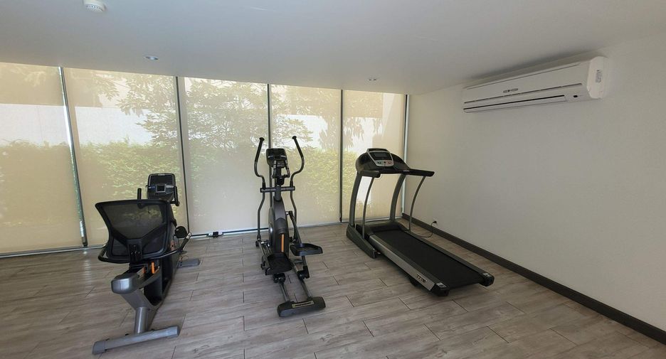 Condo en alquiler de 3 habitaciones en Khlong Toei, Bangkok