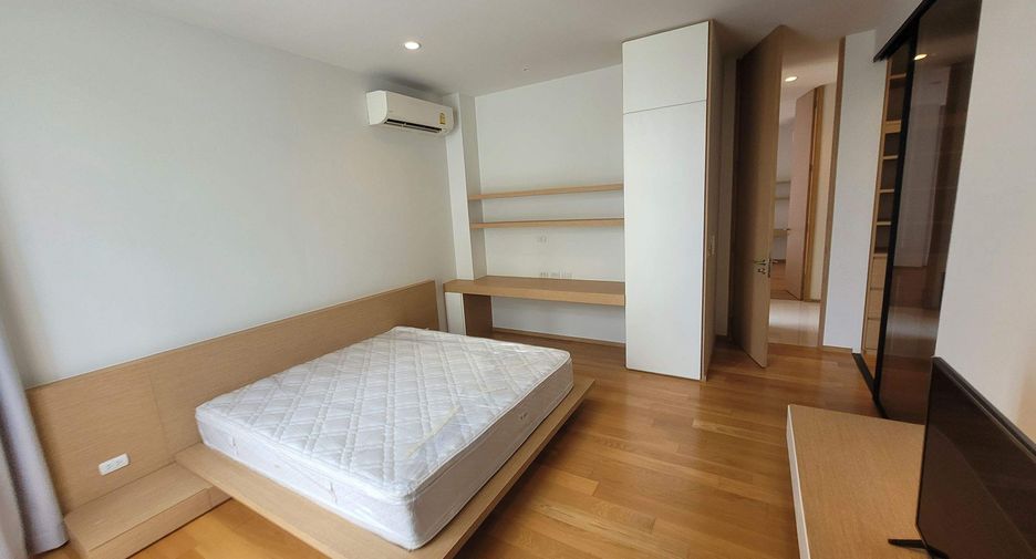 Condo en alquiler de 3 habitaciones en Khlong Toei, Bangkok