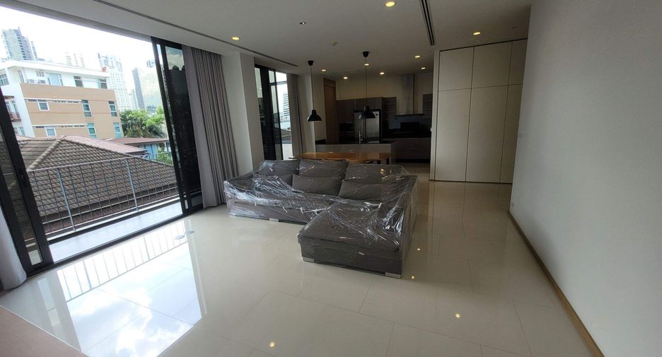 Condo en alquiler de 3 habitaciones en Khlong Toei, Bangkok