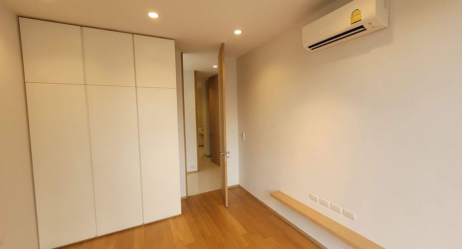 Condo en alquiler de 3 habitaciones en Khlong Toei, Bangkok