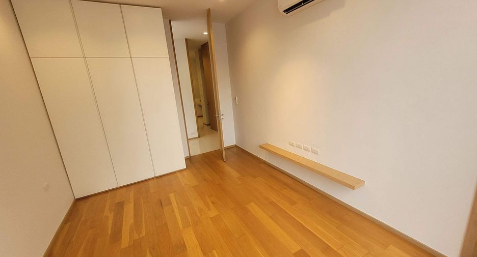 Condo en alquiler de 3 habitaciones en Khlong Toei, Bangkok