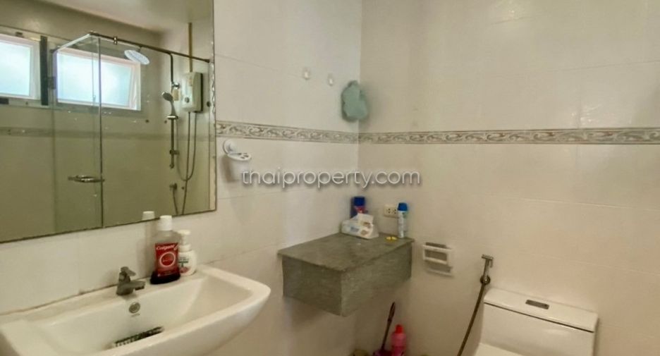For rent 3 bedrooms house in South Pattaya, Pattaya