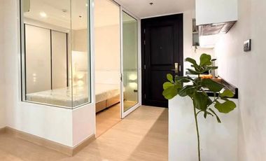 For sale 2 ベッドルーム condo in Phra Khanong, Bangkok