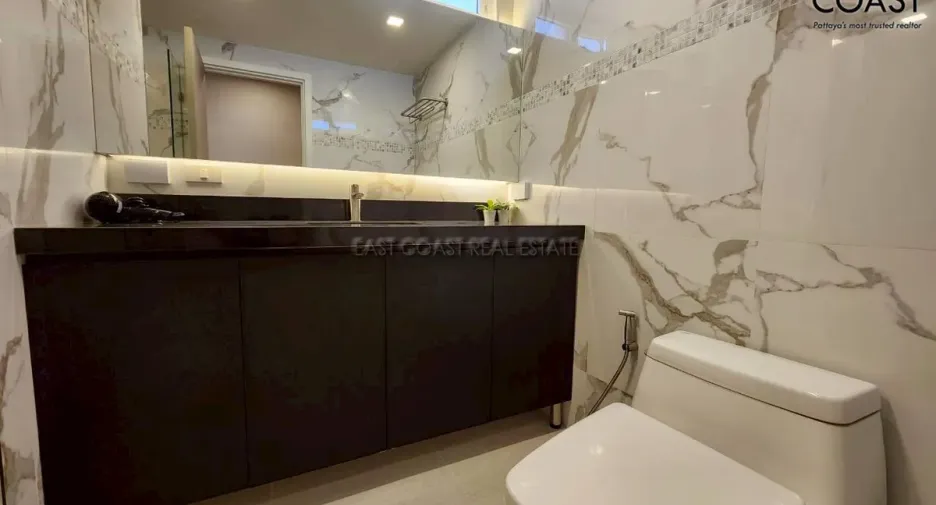 For rent 1 bed condo in Bang Lamung, Chonburi