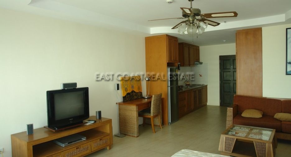 For rent studio condo in Pratumnak, Pattaya
