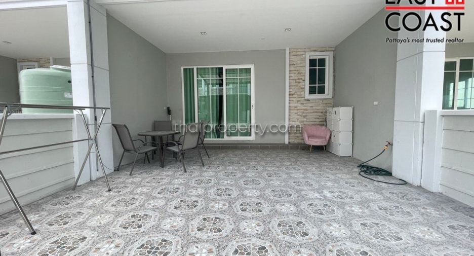 For rent 4 bedrooms house in East Pattaya, Pattaya