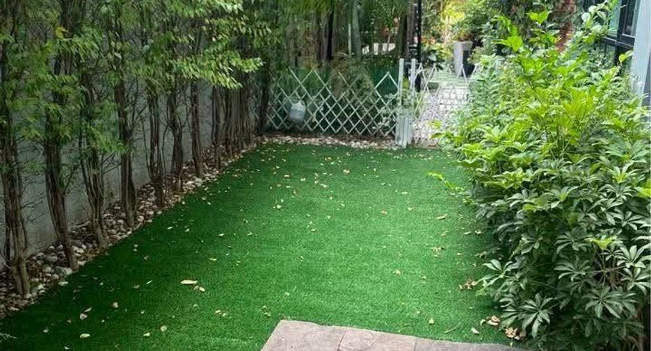 For sale 2 bedrooms condo in Pathum Wan, Bangkok