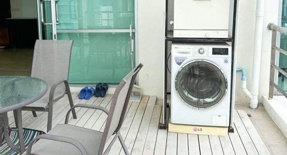 Condo en alquiler de 2 habitaciones en Pathum Wan, Bangkok