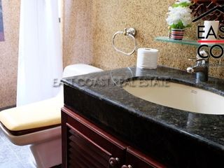 Haus zur Miete mit 3 Zimmer in Bang Lamung, Chonburi
