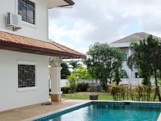 À louer 4 chambres maison à Bang Lamung, Chonburi