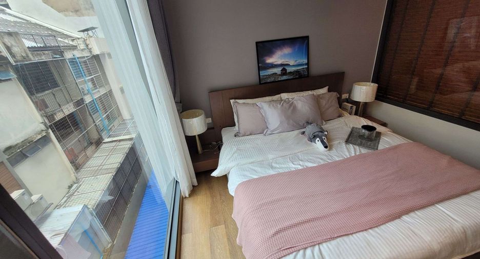 Wohnung zur Miete mit 3 Zimmer in Khlong Toei, Bangkok