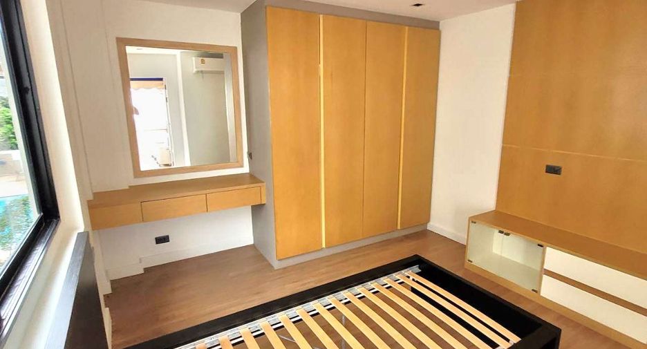 For rent 3 ベッドルーム condo in Watthana, Bangkok