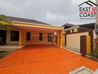 Casa en alquiler de 3 habitaciones en Bang Lamung, Chonburi