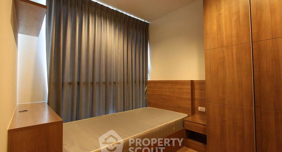 For rent 2 bedrooms condo in Phaya Thai, Bangkok