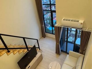 For rent 2 bedrooms condo in Khlong San, Bangkok
