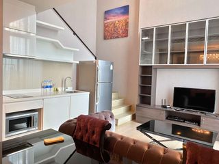 Condo en alquiler y en venta de 2 habitaciones en Pathum Wan, Bangkok