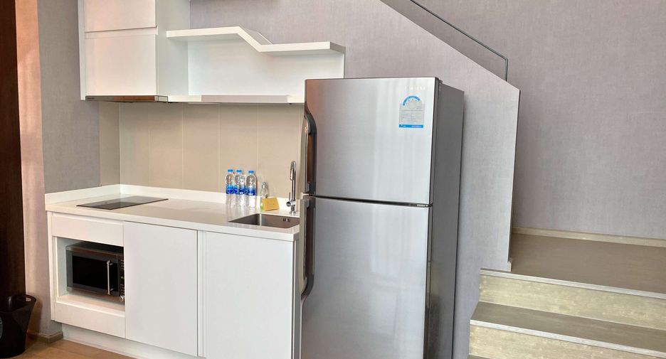 For rent and for sale 2 bedrooms condo in Pathum Wan, Bangkok
