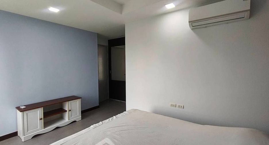 À louer 2 chambres condo à Watthana, Bangkok