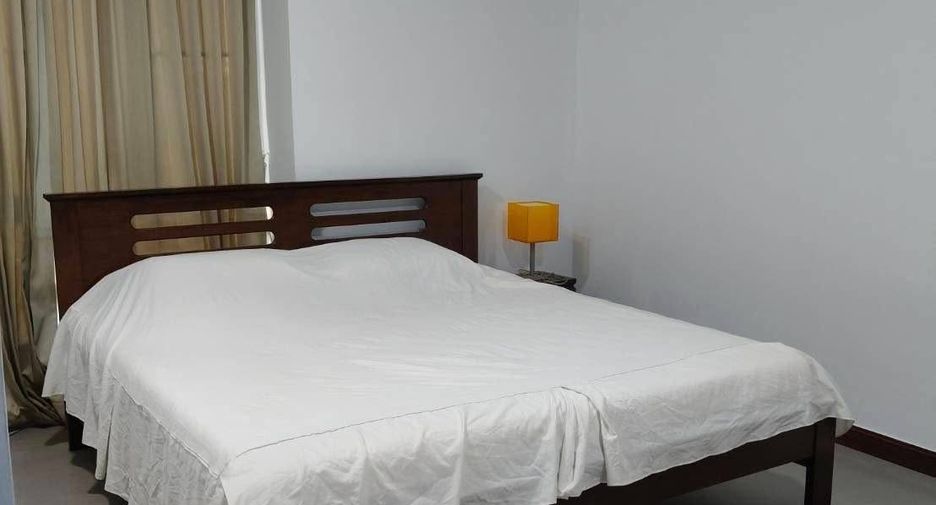 À louer 2 chambres condo à Watthana, Bangkok