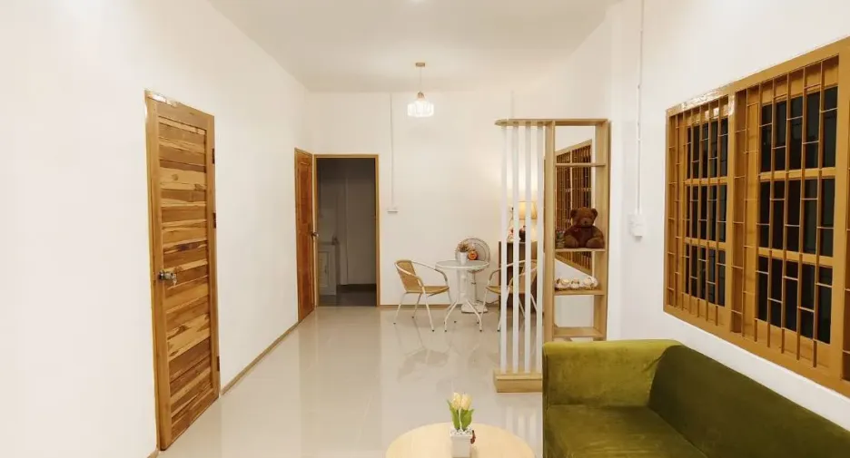 For sale 4 bedrooms house in Mueang Phrae, Phrae