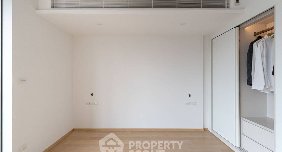 For sale 1 bed condo in Watthana, Bangkok