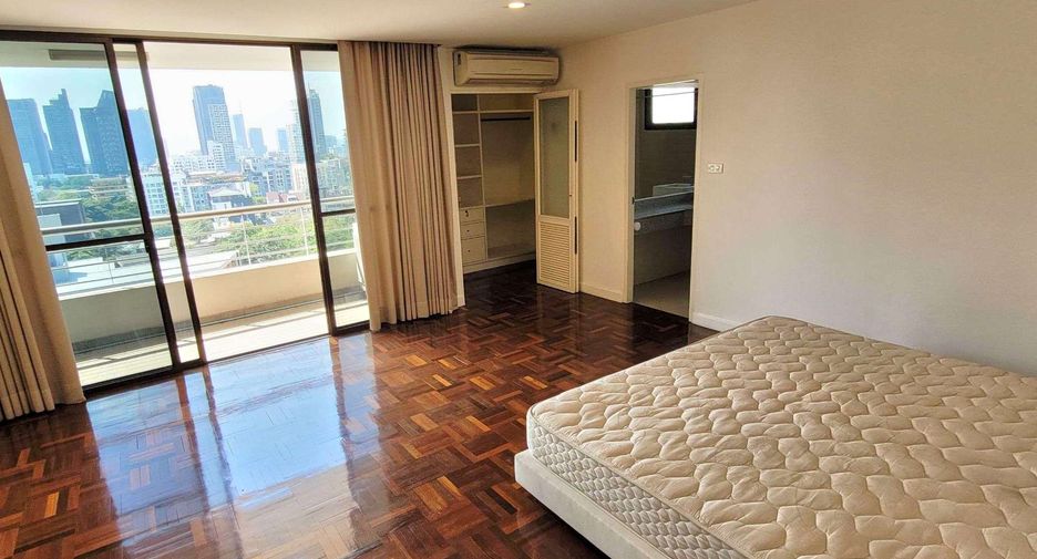 Condo en alquiler de 3 habitaciones en Watthana, Bangkok