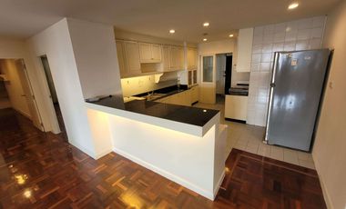 ให้เช่า 3 ห้องนอน คอนโด ใน วัฒนา, กรุงเทพฯ