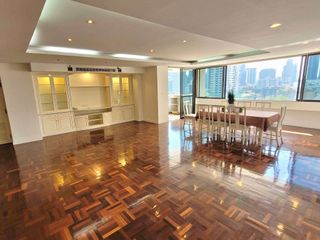 À louer 3 chambres condo à Watthana, Bangkok