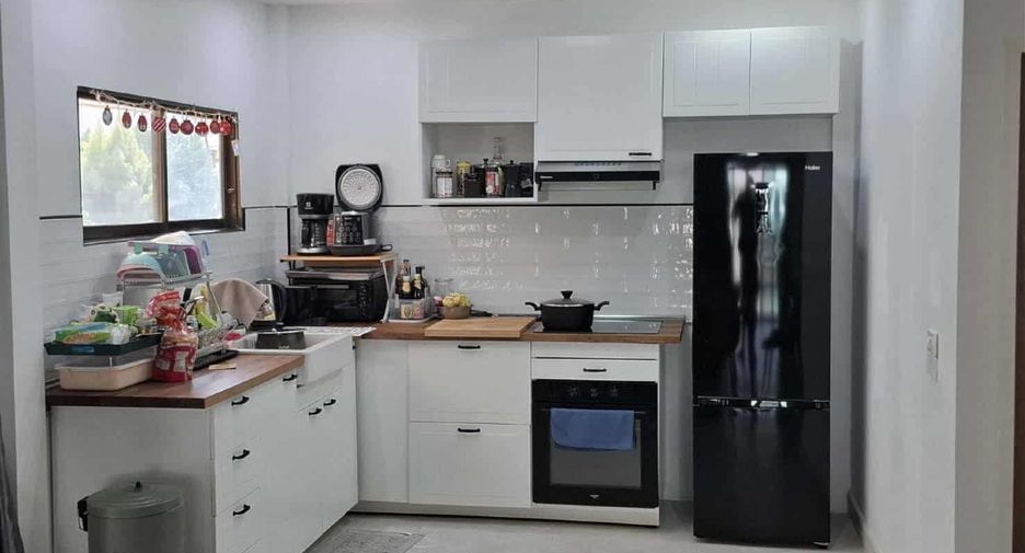 For sale 2 bedrooms house in East Pattaya, Pattaya