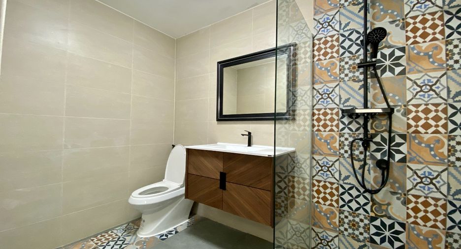For sale 2 bedrooms house in East Pattaya, Pattaya