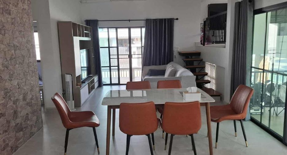 For sale 2 bedrooms house in East Pattaya, Pattaya
