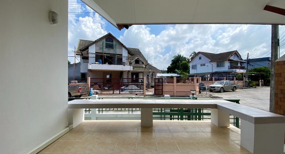 For sale 2 bedrooms house in East Pattaya, Pattaya