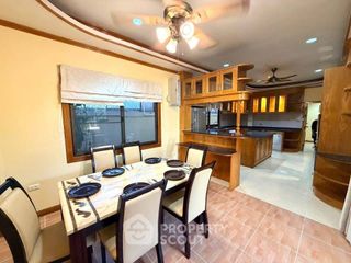 Haus zur Miete und zum Kauf mit 4 Zimmer in Bang Lamung, Chonburi