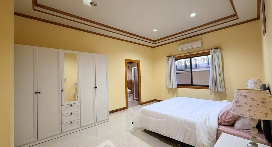 For rent and for sale 4 bedrooms house in East Pattaya, Pattaya