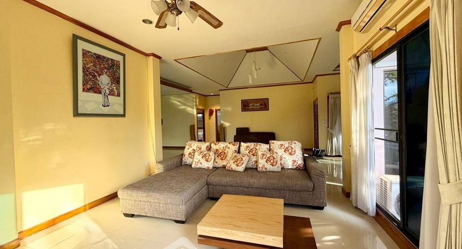 For rent and for sale 4 bedrooms house in East Pattaya, Pattaya