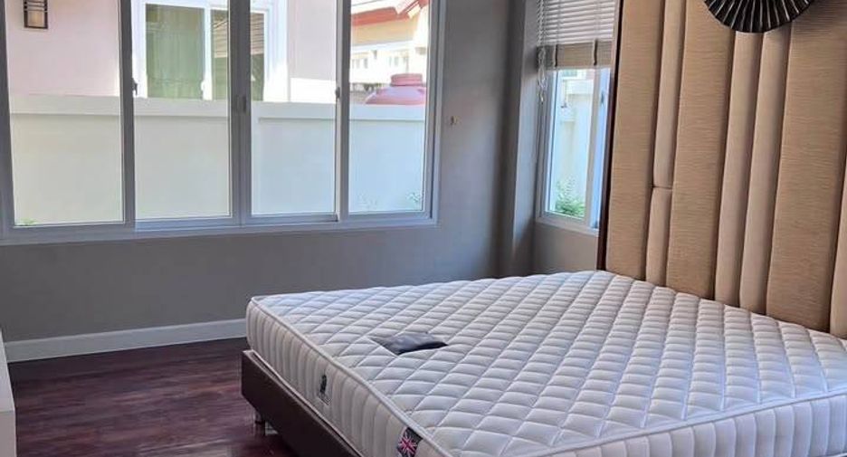 For rent 3 bedrooms house in East Pattaya, Pattaya