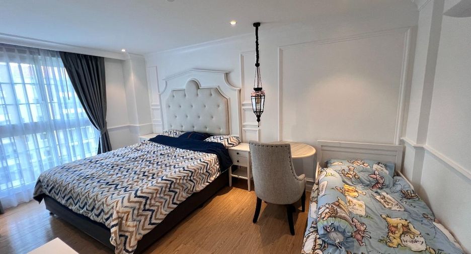 For sale 3 bedrooms condo in Jomtien, Pattaya