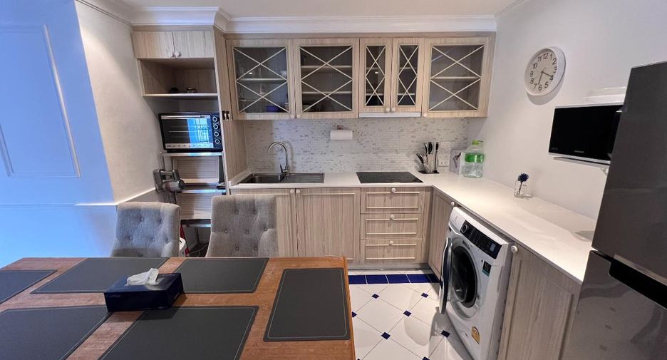 For sale 3 bedrooms condo in Jomtien, Pattaya
