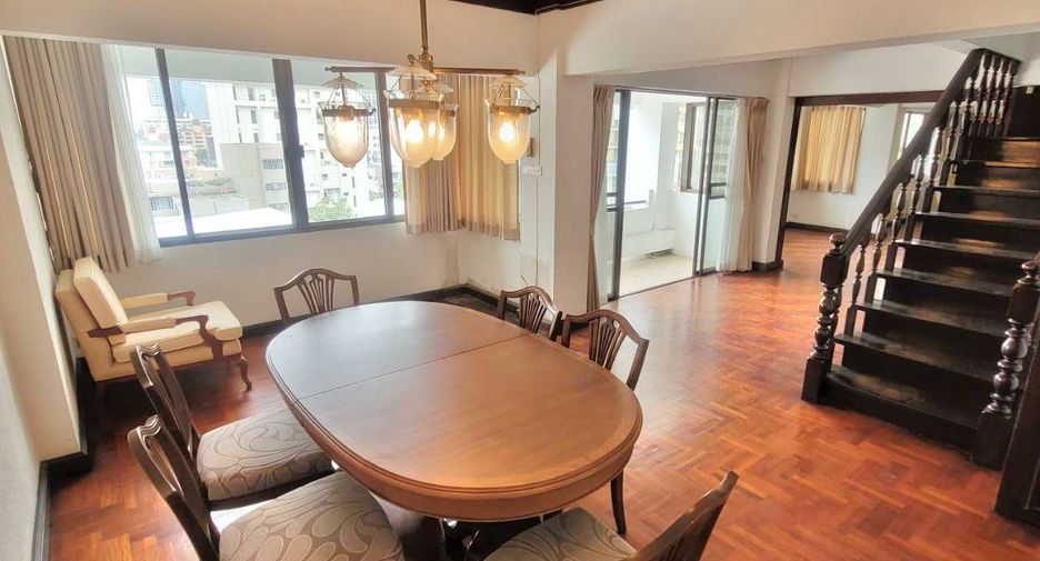 Condo en alquiler de 3 habitaciones en Watthana, Bangkok