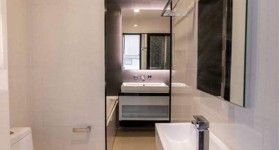 For sale 1 bed condo in Huai Khwang, Bangkok