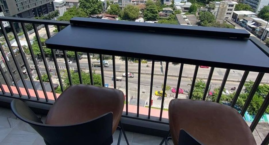 For rent 2 bedrooms condo in Watthana, Bangkok
