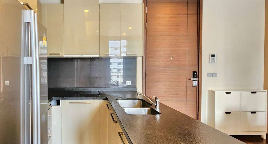 For rent and for sale 2 bedrooms condo in Watthana, Bangkok