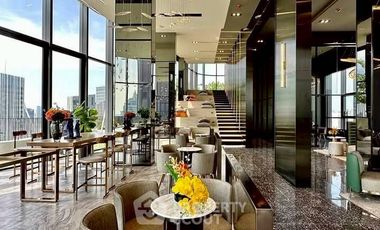 Condo en venta de 2 habitaciones en Bang Rak, Bangkok