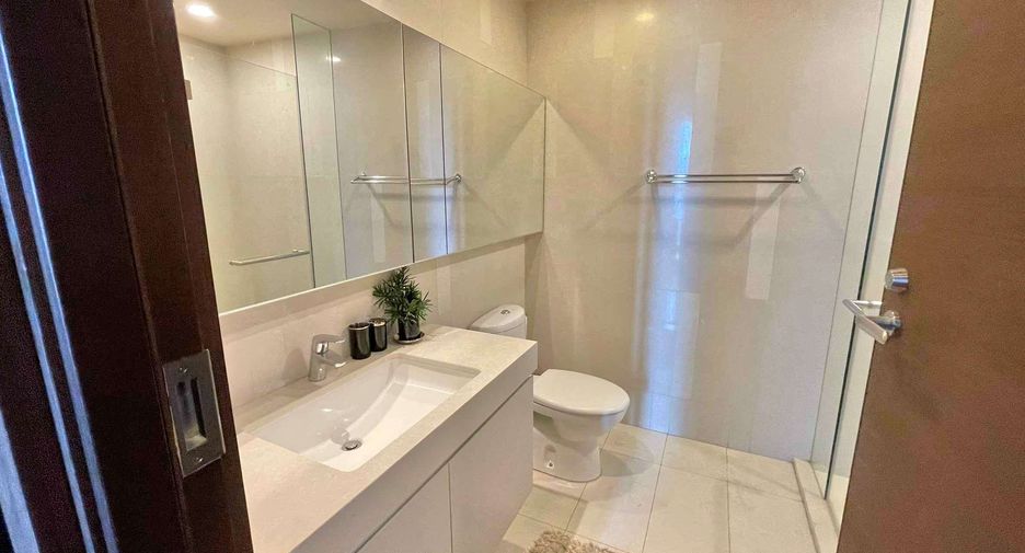 Wohnung zur Miete und zum Kauf mit 2 Zimmer in Watthana, Bangkok