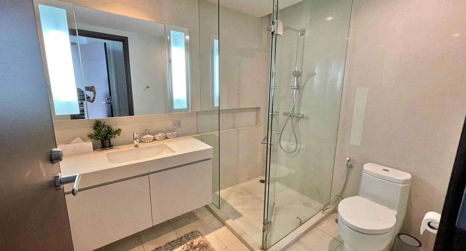 Wohnung zur Miete und zum Kauf mit 2 Zimmer in Watthana, Bangkok